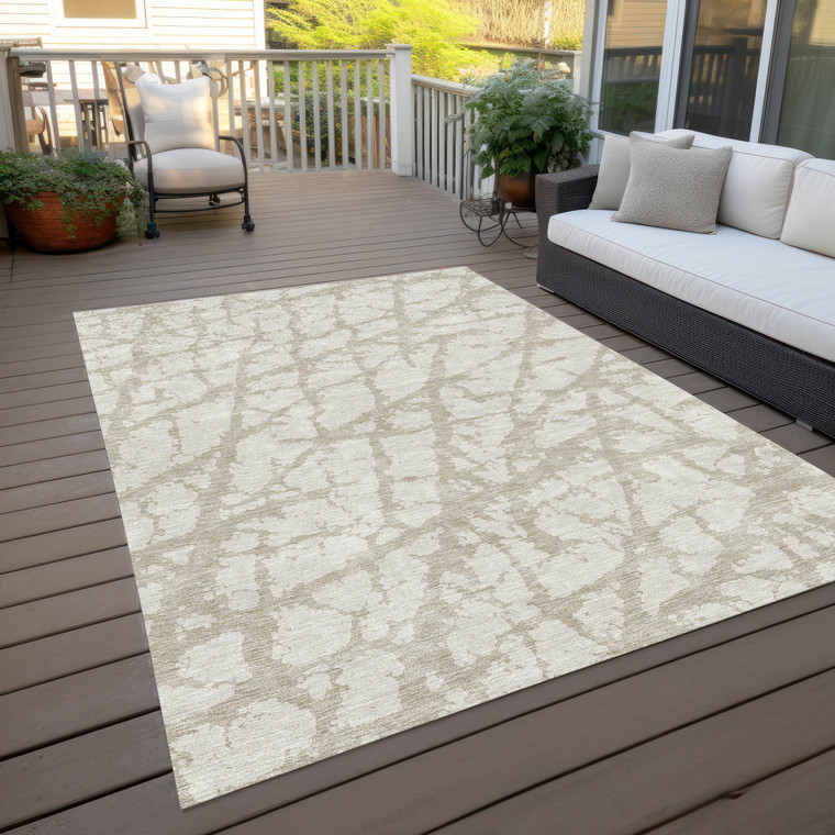 5' X 8' Ivory And Beige Abstract Washable Indoor Outdoor Area Rug - Ivory, Beige