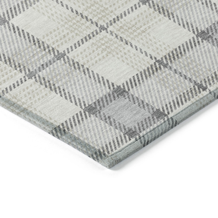 5' X 8' Silver And Gray Plaid Washable Indoor Outdoor Area Rug