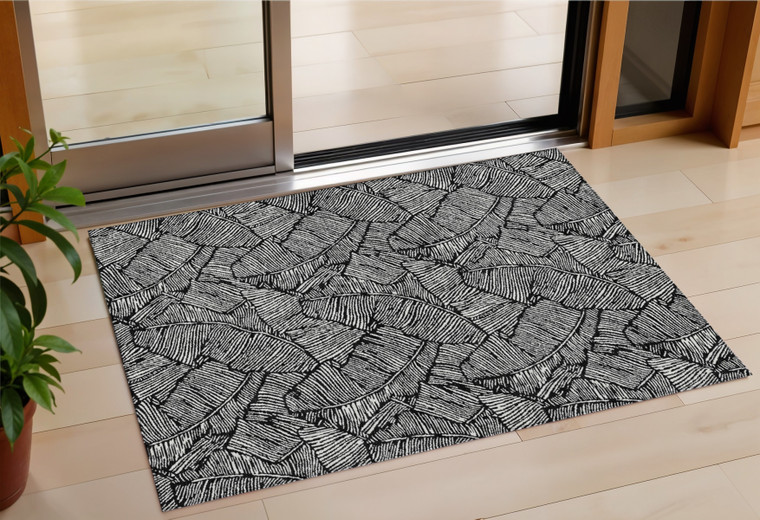 3' X 5' Black And Ivory Floral Washable Indoor Outdoor Area Rug Transitional Style - Black, Ivory Color