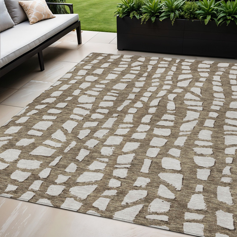 5' X 8' Brown And Ivory Abstract Washable Indoor Outdoor Area Rug - Brown, Ivory