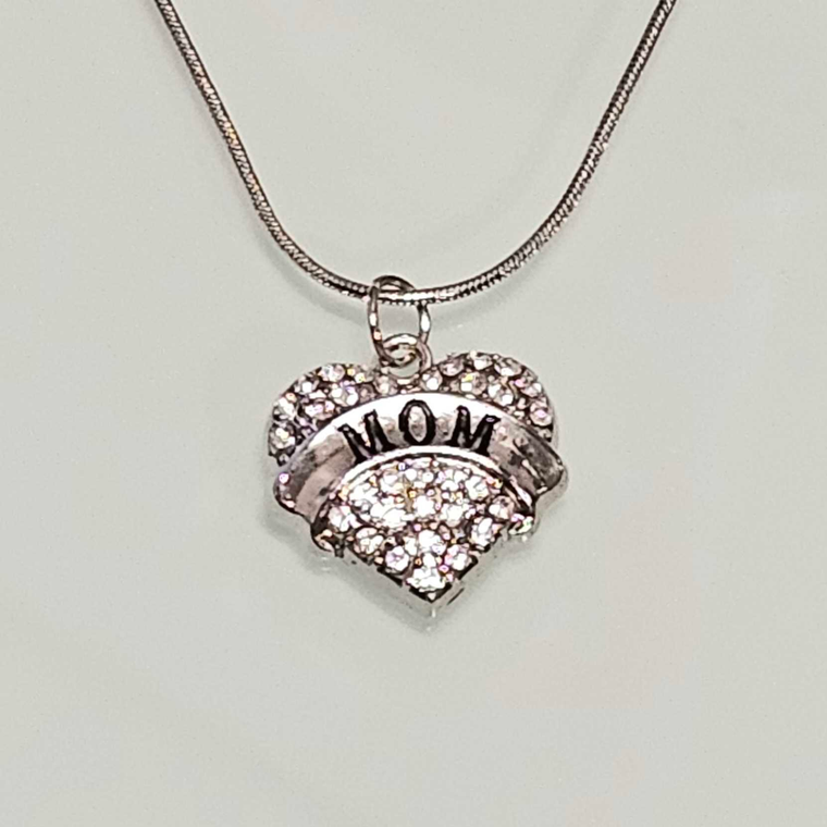 Love MOM Heart Shaped Pendant With Crystals And Chain