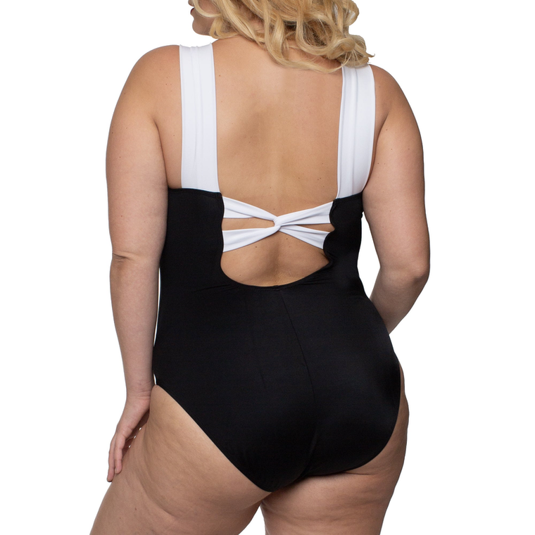 InstantFigure Curvy Contrast Trim One Piece Swimsuit