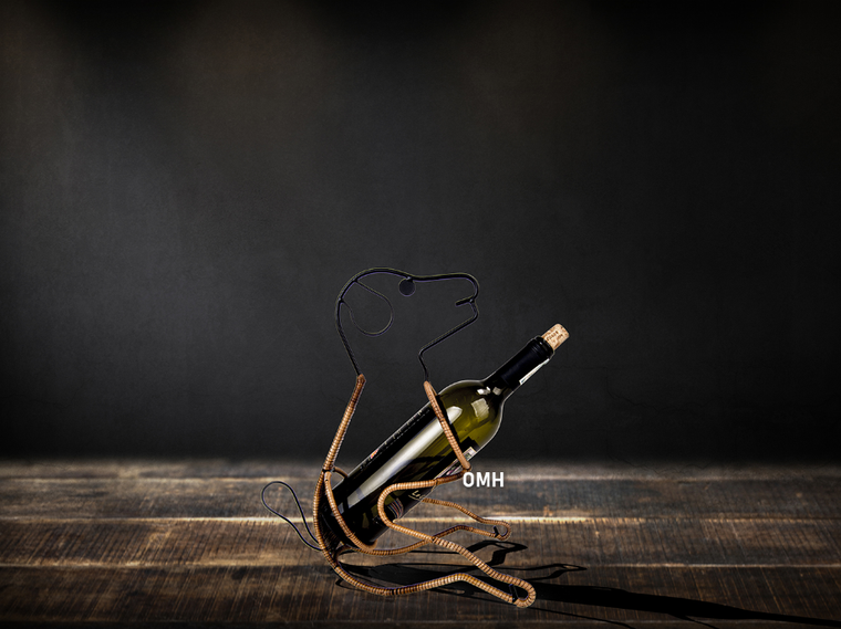 Eager Puppy Wine Holder