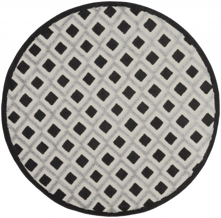 5' Black And White Round Indoor Outdoor Area Rug - Black, White