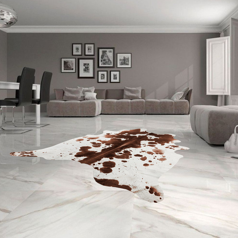 Homeroots Home Decor Brown And White Spotted Natural Cowhide Area Rug, Brown and White, 60 x 84 Inches