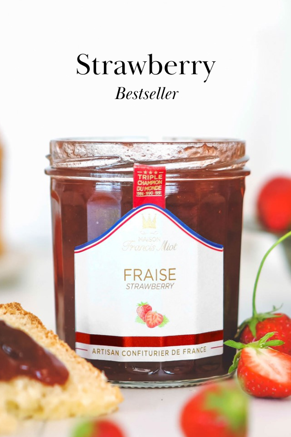 The Jean Dubost brand was established in 1920 by Mr. Pierre Dubost, a second generation professional cutler. Starting out as a small business manufacturing knives solely intended for professionals, the company has grown tremendously over the years. Today, Jean Dubost manufactures a wide range of cutlery, flatware, kitchenware and gifts that are marketed to professional and amateur cooks around the world. 