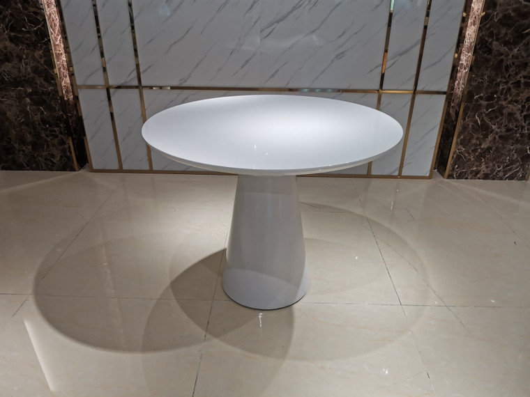 Venice White Lacquer Top Dining Table with White Powder Coating Base