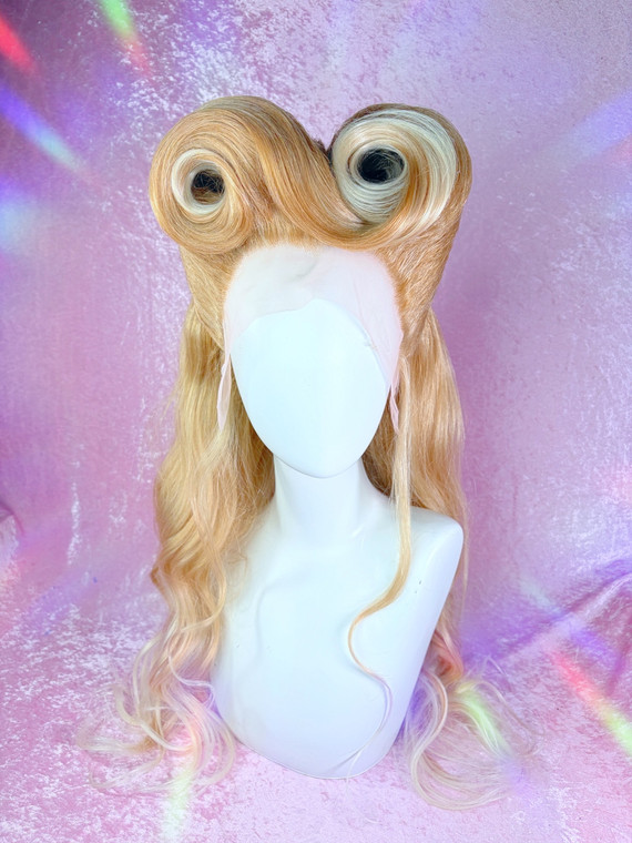 Ready 2 SHIP! - "VICTORY!" - Fab mixed blonde infinity victory roll.