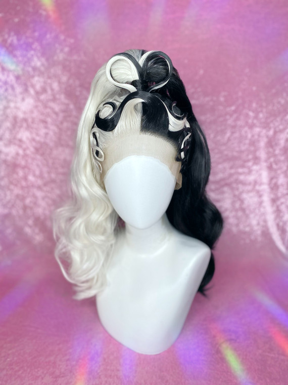 Ready 2 Ship Insta Auction - Fashion Cruella