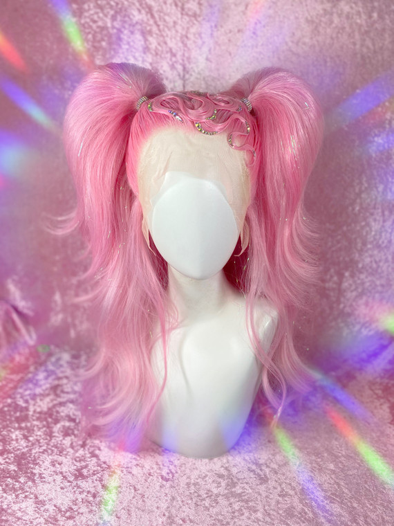 READY 2 SHIP - "Lil Pink Piggies! " Pastel pink tinsel in cute piggies with set solid wiggly fringe and crystals.