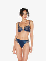 Soutien-gorge push-up en soie bleue rehaussée d’une broderie en guipure «frastaglio» ivoire_1