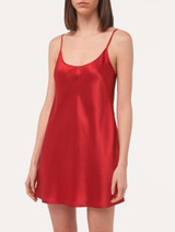 Coffret cadeau Sensuel Soie rouge avec un string en dentelle offert_2