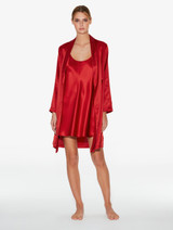 Coffret cadeau Sensuel Soie rouge avec un string en dentelle offert_0