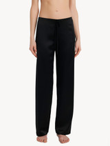 Coffret cadeau Classique Soie noire avec un string en dentelle offert_7