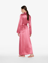 Robe de chambre longue en soie rose orchidée_2