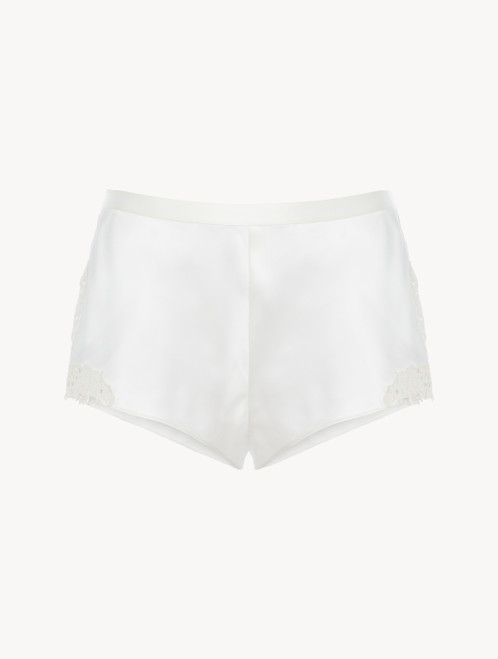 Culotte en soie blanc avec frastaglio en macramé_0