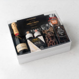 Raise a Toast: Late Summer Parties Deserve the Celebration with Champagne Baskets