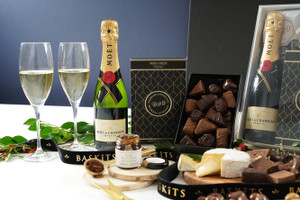Celebrate Graduation in Style: Thoughtful Canadian Gifts from Baskits