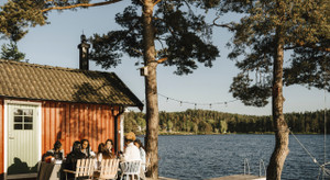 Why Late Summer Is the Perfect Time to Send an Occasion Gift Basket