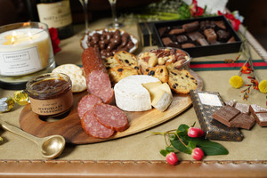 Celebrate and give thanks with our Thanksgiving Gift Baskets 