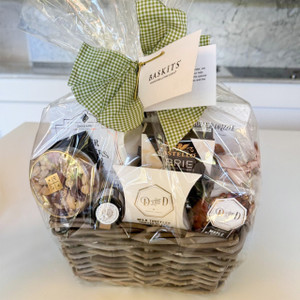 Luxury Meets Simplicity: Why the Avenue Basket Is a Late-Summer Favourite