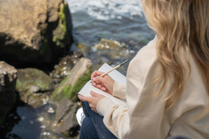 Late Summer Gifting Ideas: Thoughtful Picks for When You’re Just Thinking of Someone