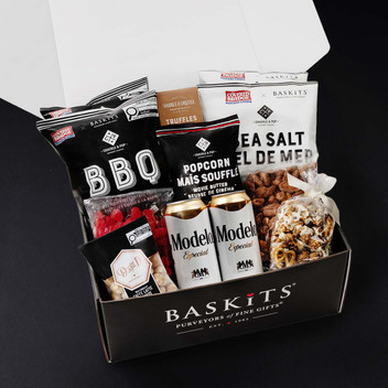 Game Day L Snack Box - open box