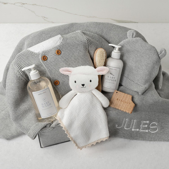 Embroidered Bundle Baby Gift Set