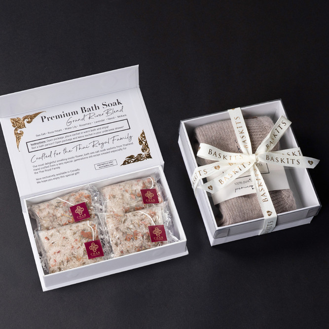 Bath Salts and Cashmere Socks Gift Set - Open