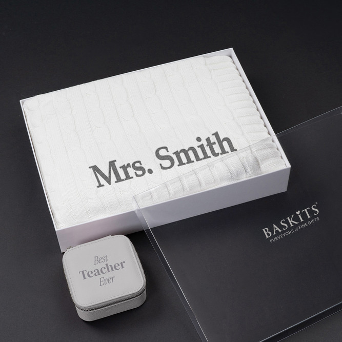 Blanket and jewelry case - Personalized