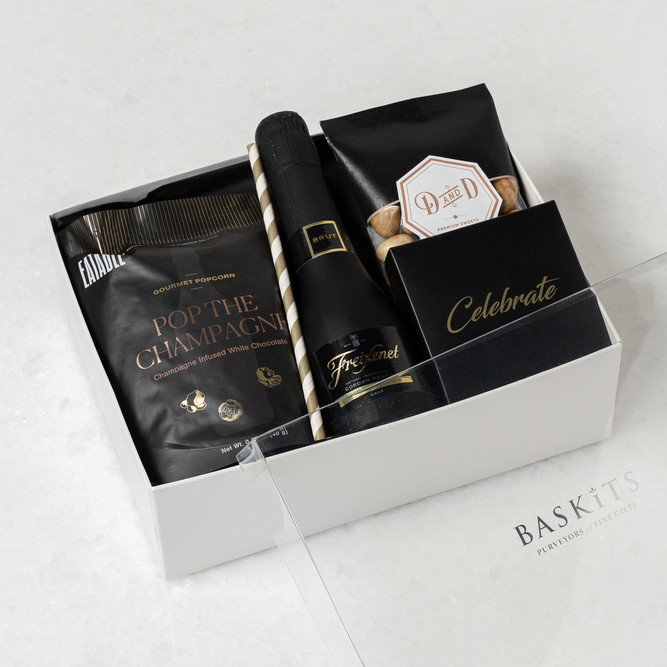 Cheers! Alcohol and Gourmet Gift Box