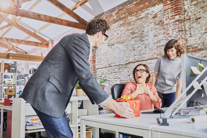 Celebrate Administrative Professionals Day with Thoughtful Gifts They’ll Truly Appreciate 