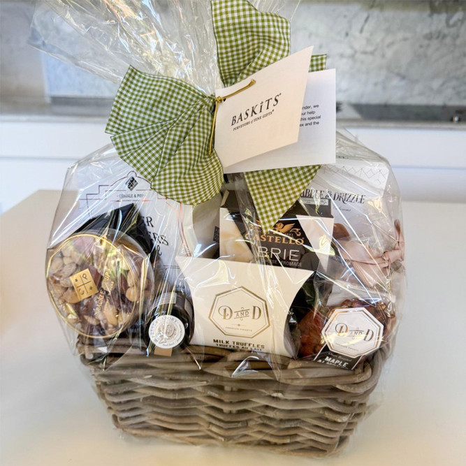 Luxury Meets Simplicity: Why the Avenue Basket Is a Late-Summer Favourite