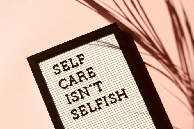 Wellness at Work: How to Support Colleagues with Thoughtful Gifts