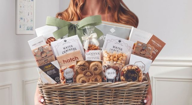 Easy Last-Minute Gift Delivery in Canada (With Major Wow Factor)