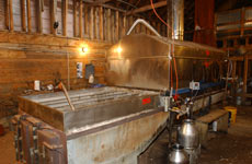 visitfarm-sugaring.jpg