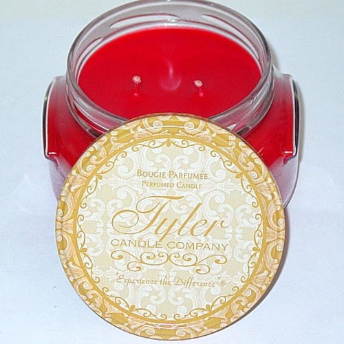 Tyler Candle 22 Oz. Jar - A Christmas Tradition