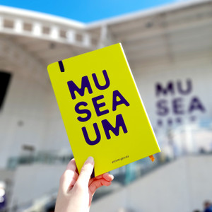 MUSEAUM - A5 Lined Journal (9017) back MUSEAUM - A5 Lined Journal (9017) back