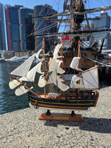 HMB Endeavour - 33cm Wooden Model (2737) HMB Endeavour - 33cm Wooden Model (2737)