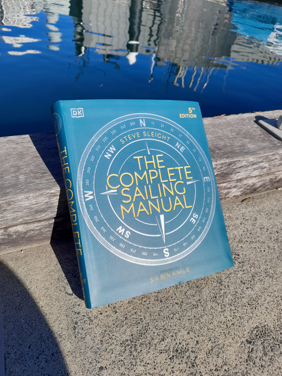 The Complete Sailing Manual (2732)