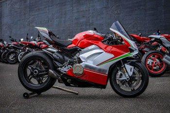 Ducati Panigale V4 V4S V4R tricolore fairings