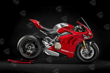 2020 Ducati Panigale V4S V4R and 2021 Ducati Panigale V4 V4S Corse fairings. 2020 Ducati Panigale V4S V4R and 2021 Ducati Panigale V4 V4S original bodywork