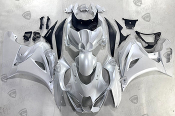 2017 2018 2019 2020 2021 2022 2023 2024 GSXR1000 metallic pearl white bodywork