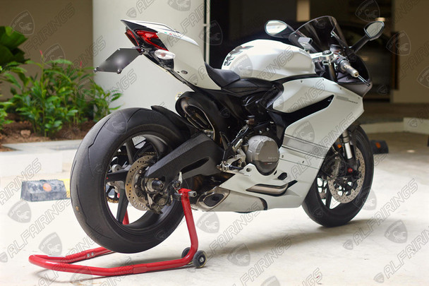 Ducati 959 1299 Panigale OEM Fairing arctic white and matte black Ducati 959 1299 Panigale OEM Fairing arctic white and matte black