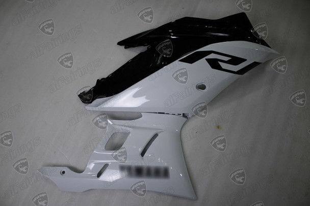 2019 2020 2021 2022 2023 2024 Yamaha YZF-R1 panels white_black