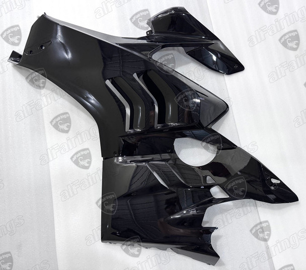 2022 2023 2024 Ducati Panigale V4/V4S pearl black plastic kit 2022 2023 2024 Ducati Panigale V4/V4S pearl black plastic kit