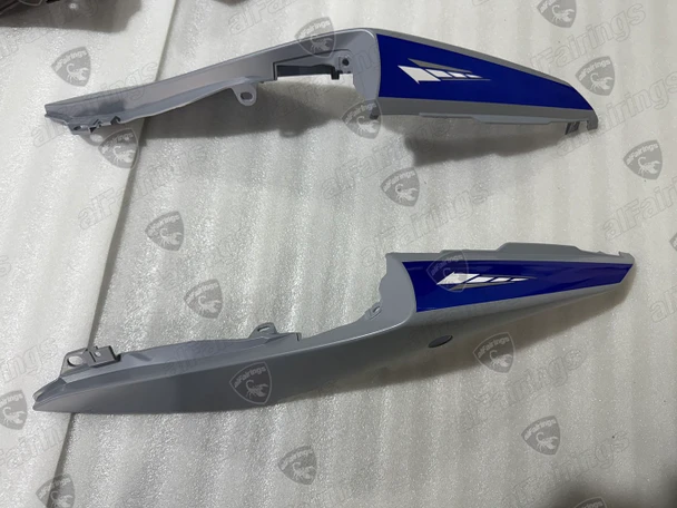 2019 2020 2021 2022 2023 2024 Yamaha YZF-R3 matte gray tail section