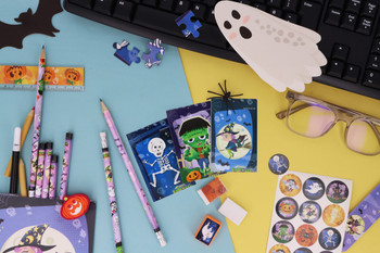 Pack of 5-Piece Halloween Stationery Set Pack of 5-Piece Halloween Stationery Set
