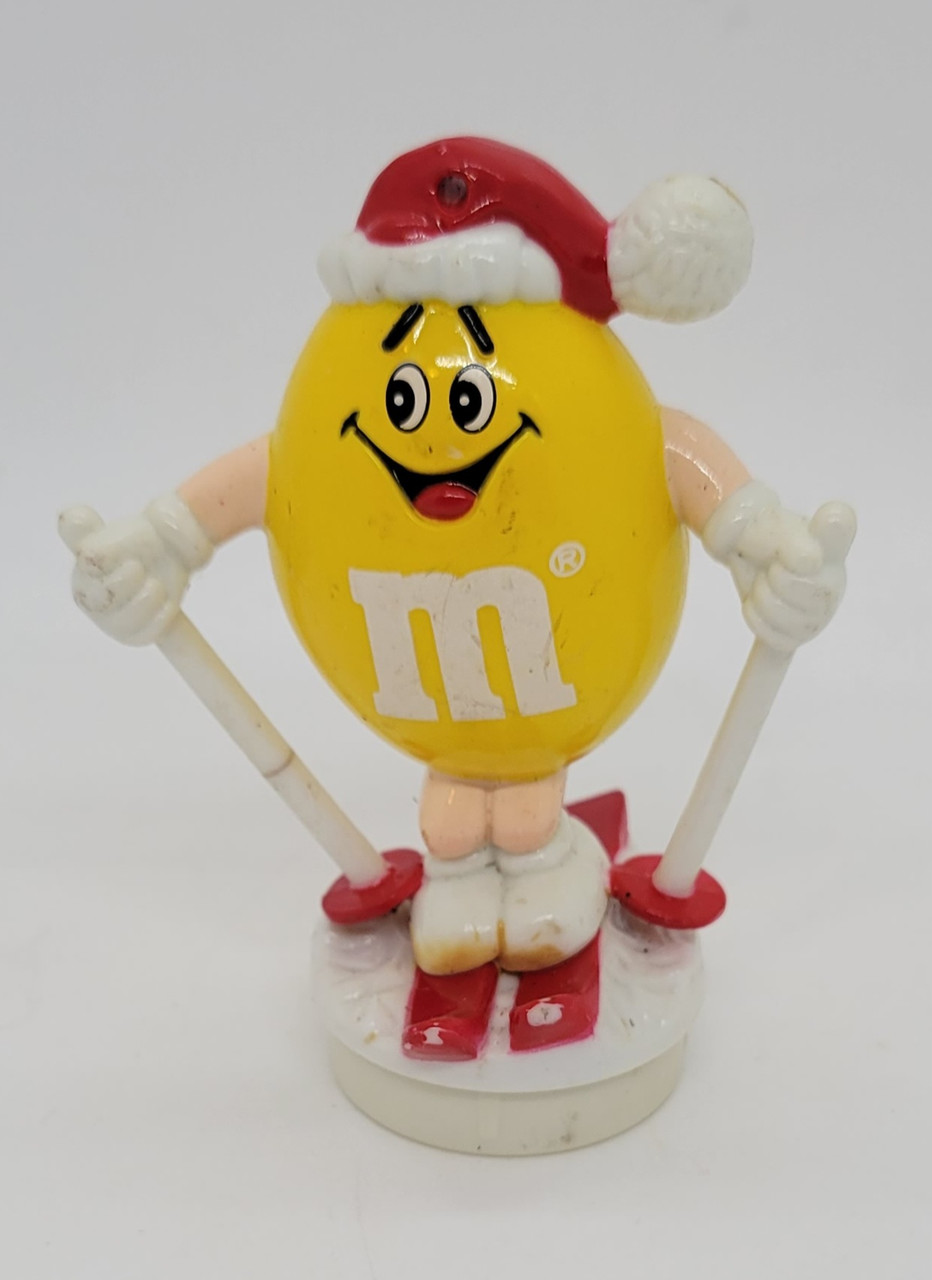 MM's Candy Topper Ornament: Yellow MM Skiing
