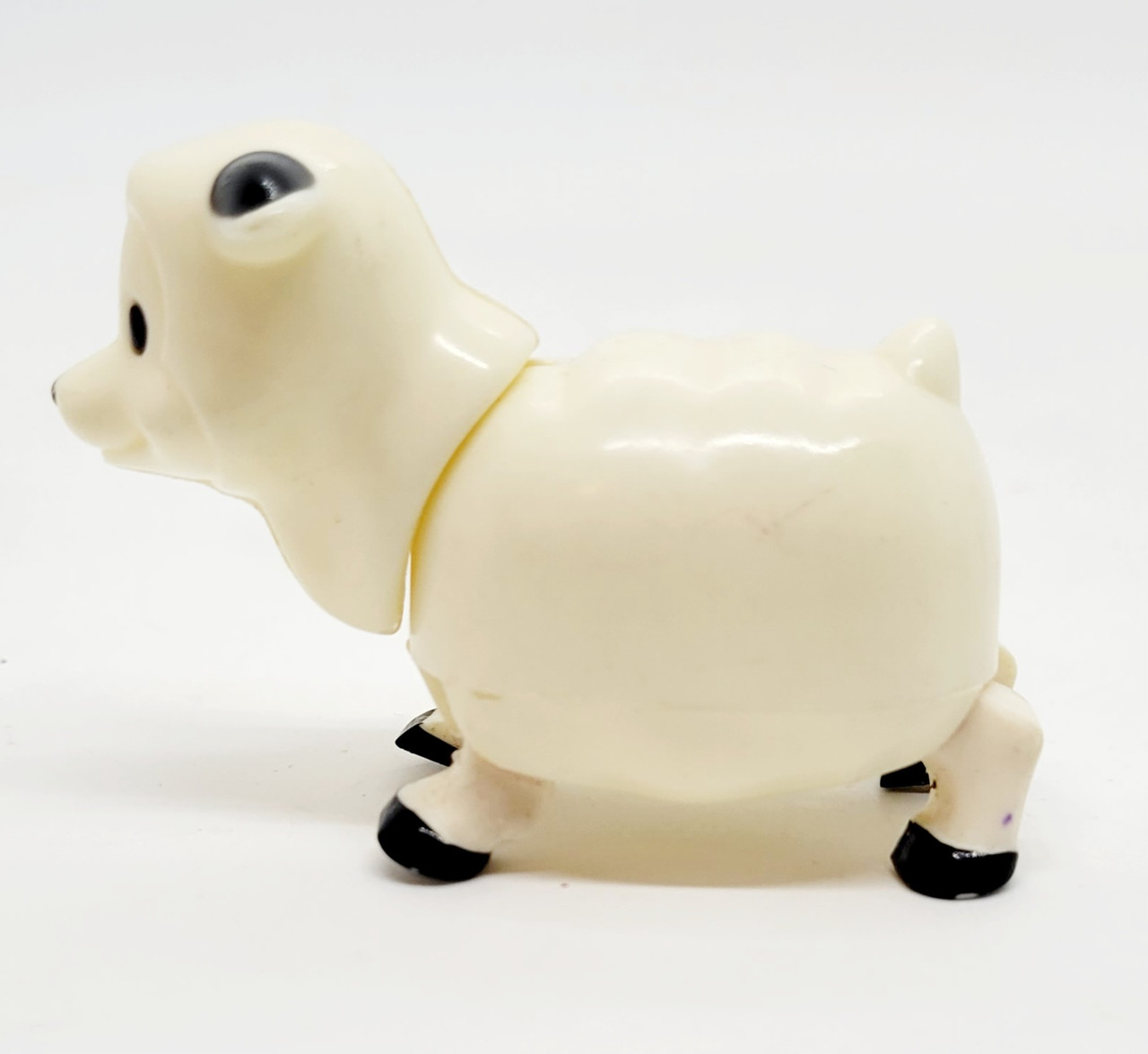 Playmates 1985 Li'l Playmates Farm Play Set Sheep